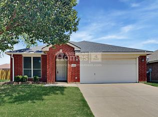 4311 Bent Oaks Dr, Arlington, TX 76001