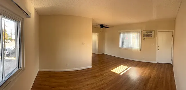 16214 Vanowen St #9 — Photo 5