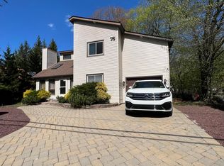 3093 Briarwood Dr, Tobyhanna, PA