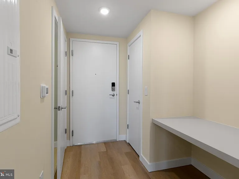 1701 S 4th St #203 — Photo 18
