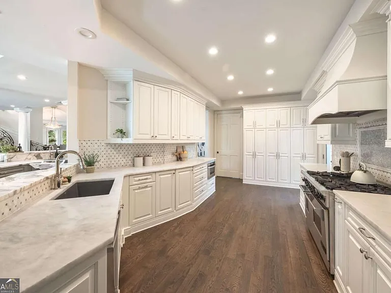 3511 Roxboro Rd NE — Photo 28