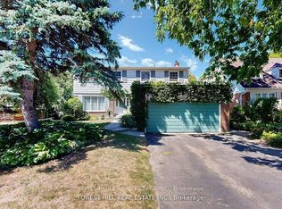 20 Thurgate Cres, Markham, ON L3T 4G3