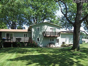 2nd image of 3720 Hampton Heights Dr