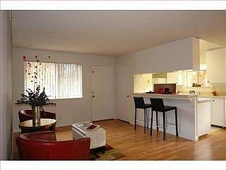 2nd image of 902 Gilchrist Walkway APT 4