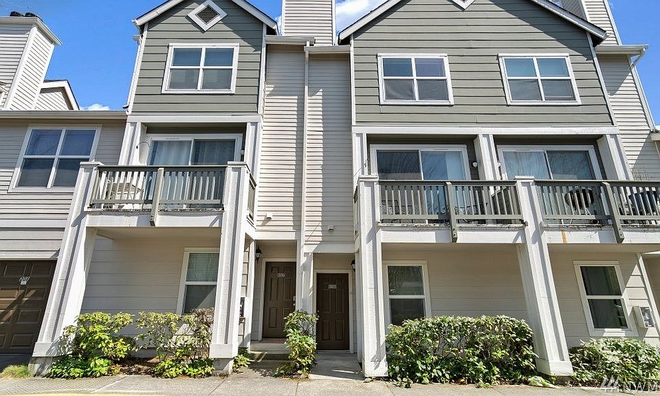 1st image of 3116 164th St SW APT 205