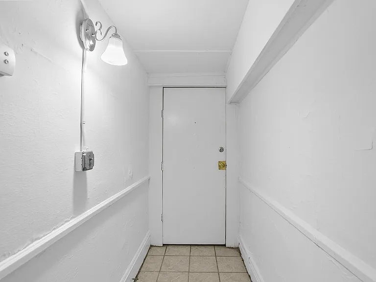 The Richmond — Photo 11