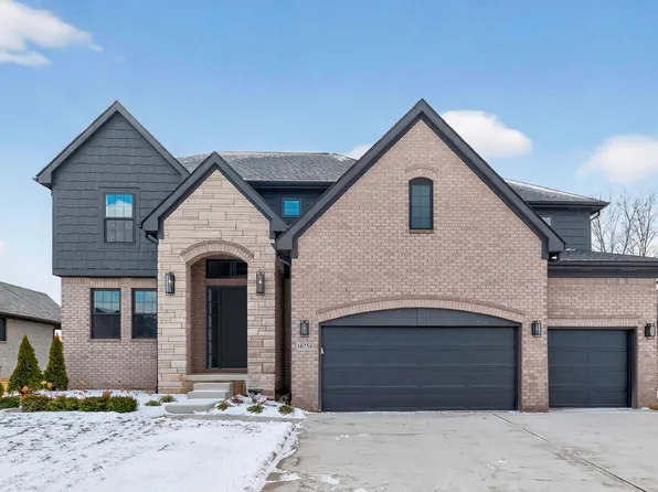 16754 Glenhurst Dr, Macomb, MI 48044