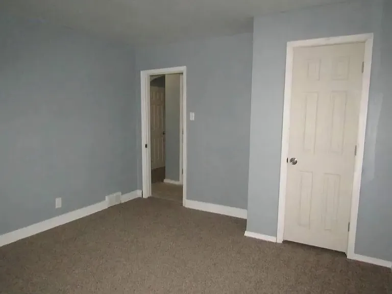 942 Pratt St #22 — Photo 2