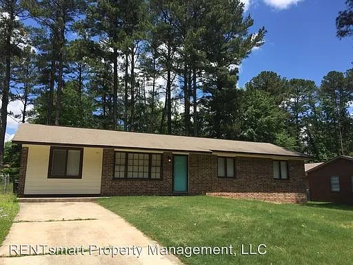 6207 Rockefeller Dr photo 1