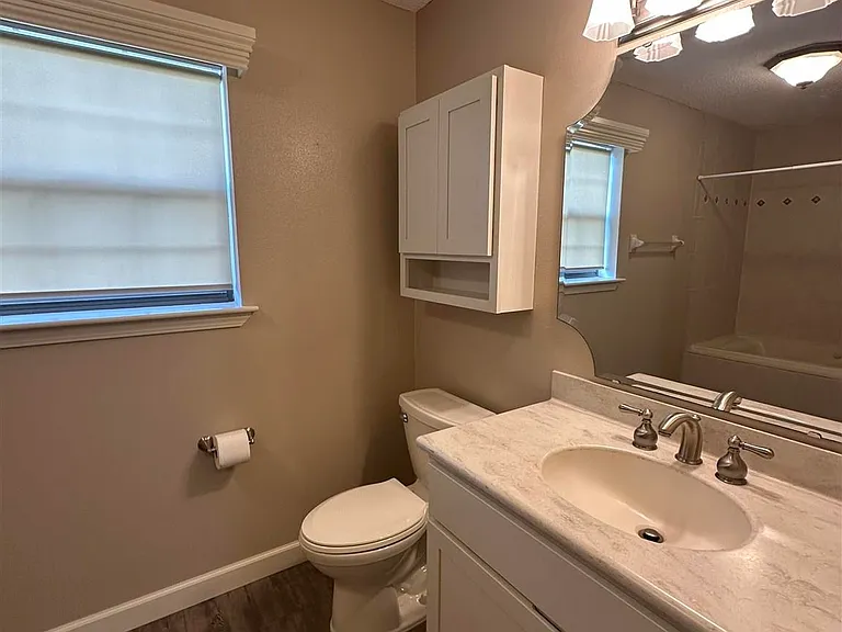 304 Arabian Dr — Photo 19