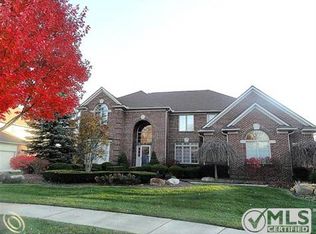47399 Marisa Ct, Plymouth, MI 48170
