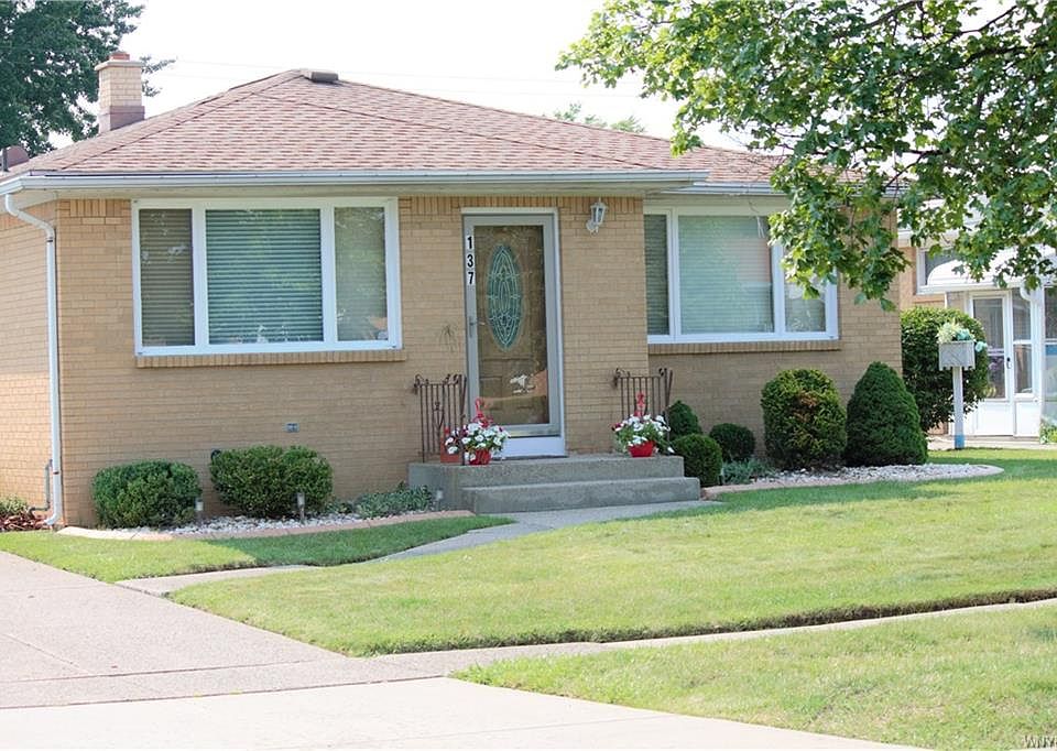 1st image of 137 Nagel Dr