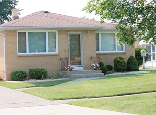 137 Nagel Dr, Cheektowaga, NY 14225