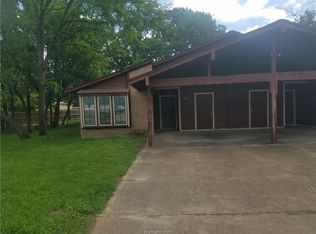 2921 Forest Bnd, Bryan, TX 77801
