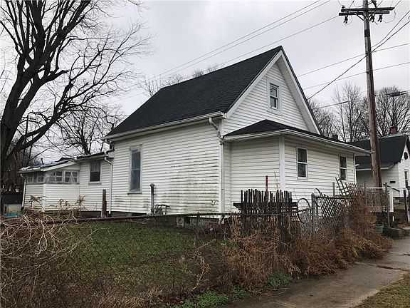4th image of 712 John St