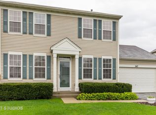367 Kensington Dr, Oswego, IL 60543