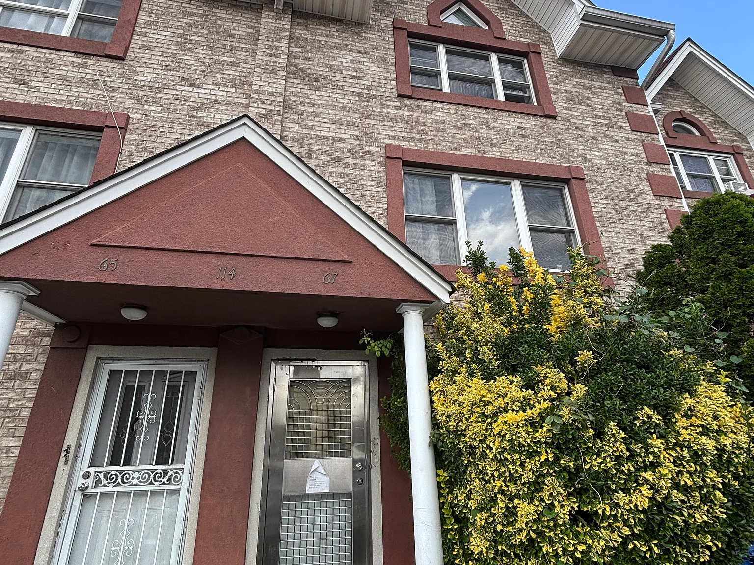 2 bed, 800 sqft, $3,000 — Photo 1