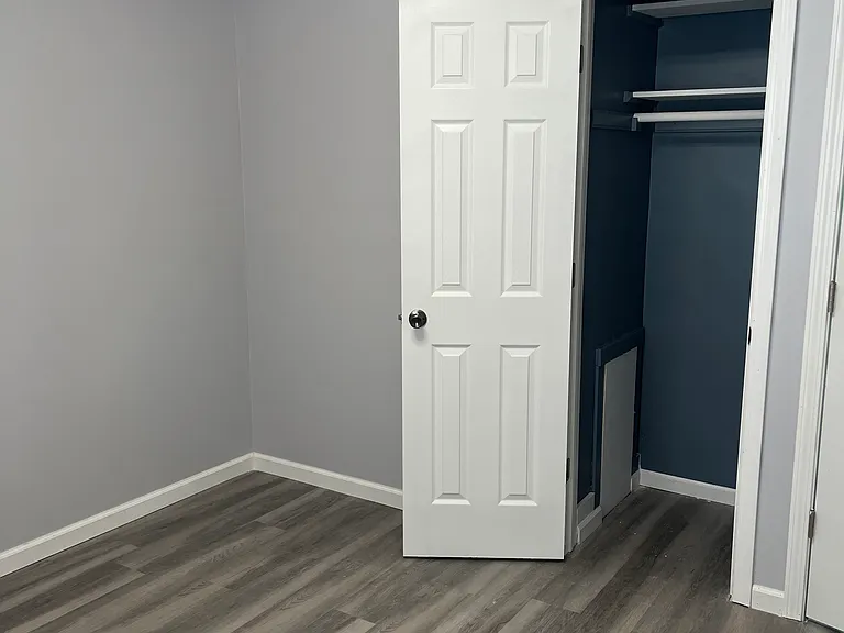 9709 S Emerald Ave — Photo 6