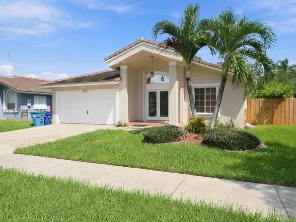 20221 SW 85th Ct, Cutler Bay, FL 33189