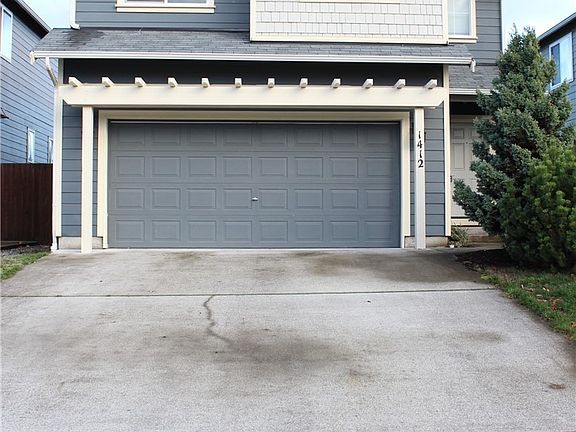 2nd image of 1412 Grindstone Dr SE