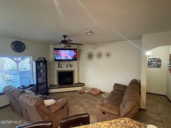 5th image of 14612 Ginger Kerrick Ave