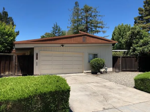 705 De Soto Dr, Palo Alto, CA 94303