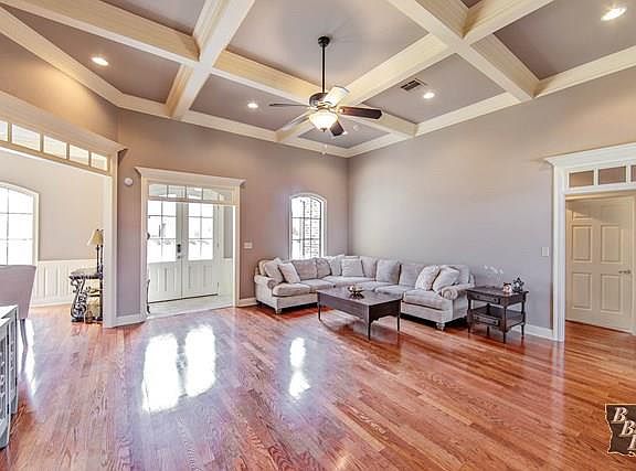 3rd image of 171 Shay Dr