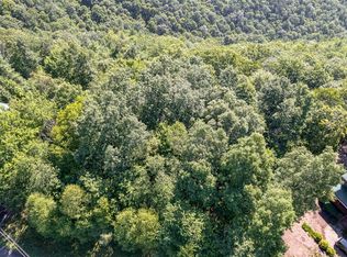 11B Callalantee Dr, Mountain City, TN 37683