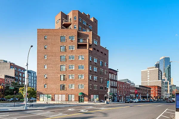 Rented by Forma New York LLC | media 12