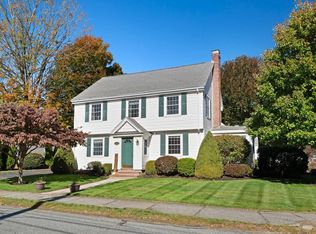 5 Richard Ave, Shrewsbury, MA 01545