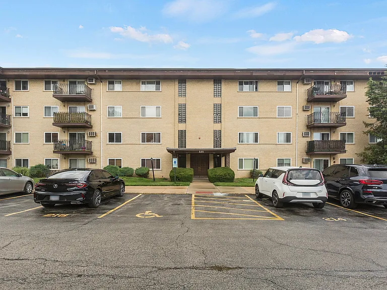 535 S Cleveland Ave #406 — Photo 1