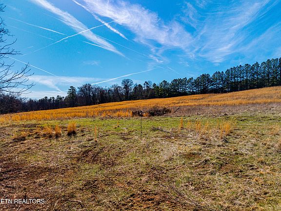 5th image of Baumgardner Rd