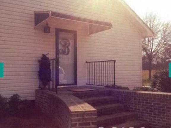 3rd image of 2298 Lee Road 177
