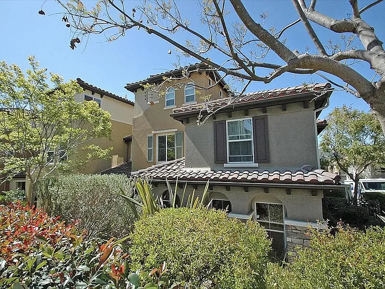 1146 Goddard St — Photo 20