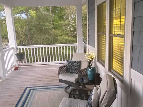 4th image of 2703 E Oak Island Dr