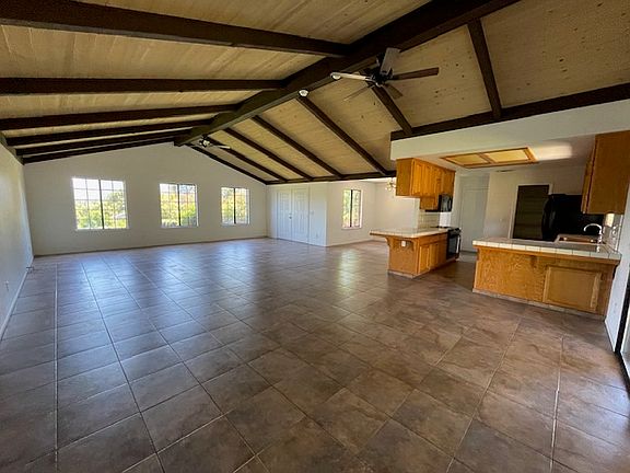 Great room/dining/kitchen