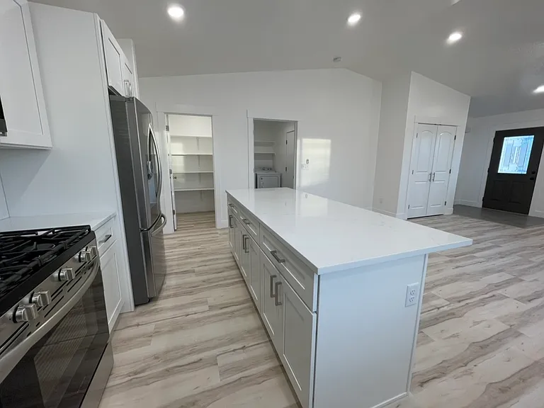 1709 N Williwaw Way #1 — Photo 5