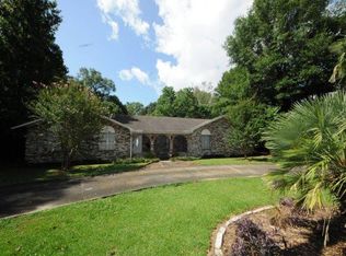 1210 Gill St, Columbia, MS 39429