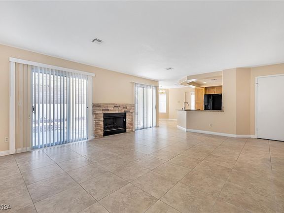 2nd image of 2709 Shady Pond Way