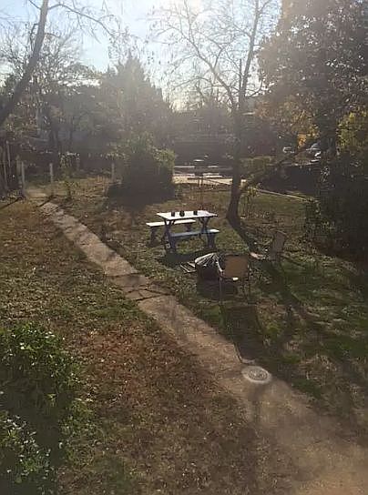 2nd image of 1013 Hamlin St NE