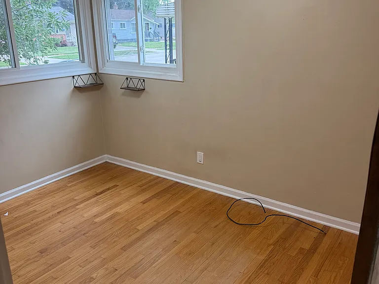 6539 Helen St — Photo 17