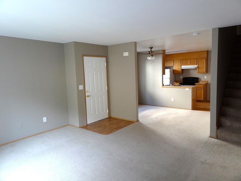 2nd image of 3318 Morrison Rd W