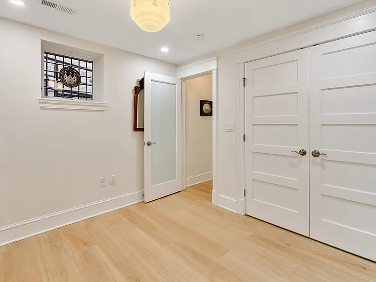 2715 13th St NW #B — Photo 17