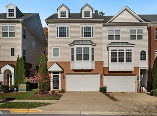 8010 Advantage Ln, Landover, MD 20785
