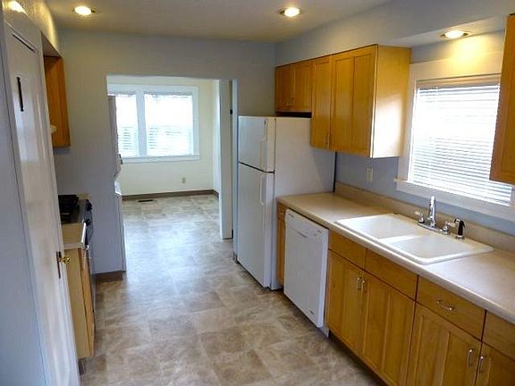 Kitchen with gas stove
