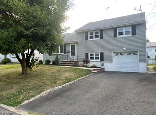 604 Exeter Rd, Linden, NJ 07036