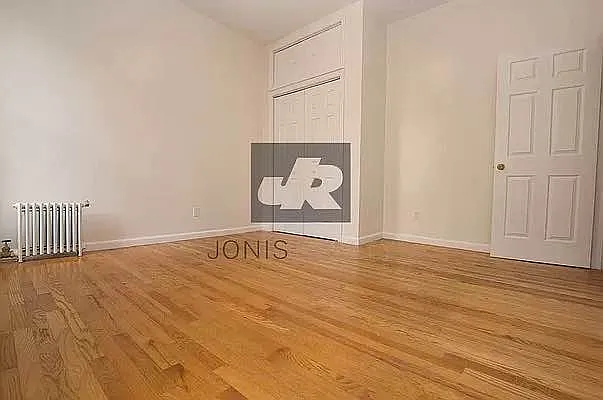 Rented by Jonis Realty | media 2