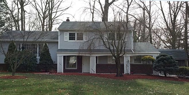 1st image of 533 Forest Dr
