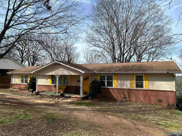 1308 Bellevue Dr, Gadsden, AL 35904