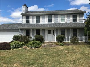 28 Chesapeake Lndg, West Henrietta, NY 14586